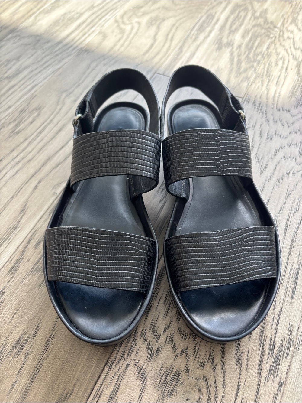 Vince  Marett Black leather  strap sandals